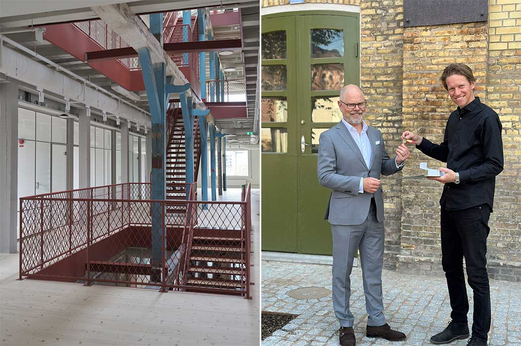 Magnus Alfredsson, projektchef Varvsstaden lämnar över nyckeln till Snickeriet, till Johan Herrström, Managing partner, Advokatfirman Lindhal